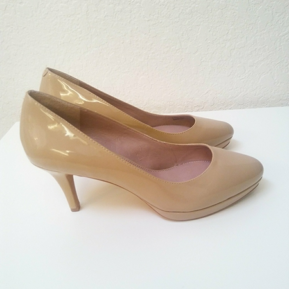Vince Camuto Round Toe Slip On Platform Pumps